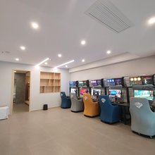 日照鲨鱼电竞酒店