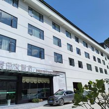 鹤峰泰合大酒店
