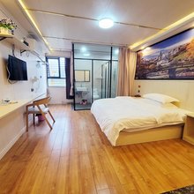 艺龙米高时尚酒店(南宁九曲湾温泉度假区店)