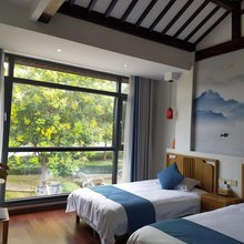 乡飘飘民宿(九华山风景区游客服务中心店)