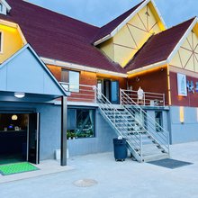 贾登峪快船酒店