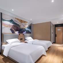格林豪泰智选酒店(上海国家会展中心嘉怡路地铁站店)