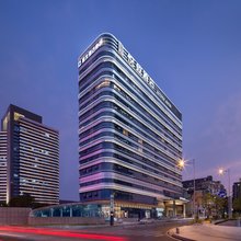 悦致酒店(长沙爱尔眼科铁道学院地铁站店)