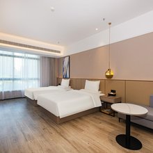 星程酒店(西安高新省体育训练中心店)
