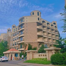 阿里娜娜LOFT公寓(北戴河海巢店)