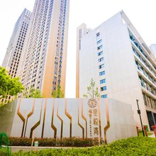 初见影院民宿(国博中心北地铁站店)