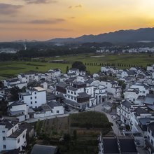 黄山莘园艺术家民宿(西溪南镇莘墟古村落店)