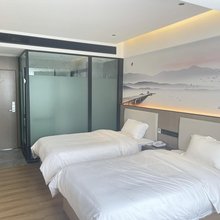 阳光酒店