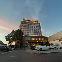 舒城龙河国际酒店