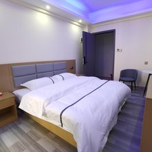 佛山攀峰宾馆(北滘公园地铁站悦然广场店)