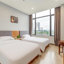 家心怡酒店(重庆保税港店)