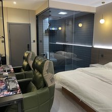 罗田艺林电竞(人民广场店)