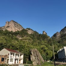 新昌穿岩十九峰幸福时光客栈