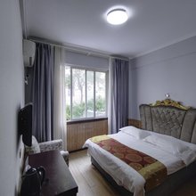 逸德民宿(三峡学院医专店)