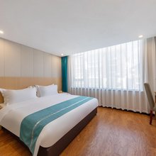 锦听酒店(盐边高铁站中心广场店)