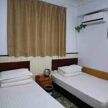 亚楠旅社(开封站店)