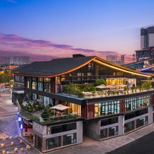 珀丽驿锦酒店(洪雅汇金天地店)