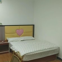 华庭公寓(谷贵路店)
