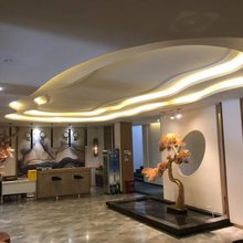 睿航酒店(昆明新亚洲体育城店)