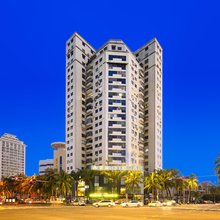 景澜LOFT精品酒店(海南大学店)