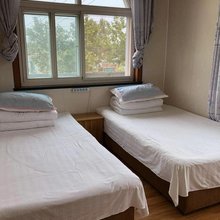 平度海静兰底旅馆