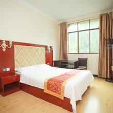 下司悦莱酒店