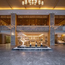 弥勒启航酒店(湖泉生态园店)