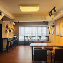 威亚国际青年公寓(宝安西乡地铁站店)