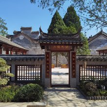 罗山何家冲清源居民宿