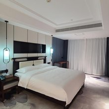 双子座·智慧民宿(市政府店)