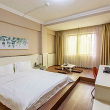 365公寓酒店(梅州万达广场店)