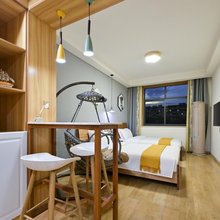 润德·雅居优品酒店(阜阳东关回民小吃一条街店)