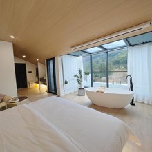 山拾玖·Designer智能影音·泳池派对丨花园美宿(庐山西海店)