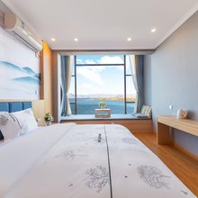 龙凤悦海景客栈(大理洱海公园高铁站店)