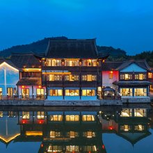 花筑·荷塘月色民宿(绍兴柯岩风景区店)