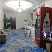 荣昌玉桥商务宾馆(重庆人民路商业步行街店)