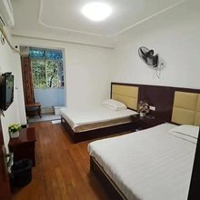 雅馨宾馆(湘雅医院地铁站店)