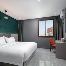 长沙迷你智慧酒店(湖南工商大学涧塘地铁站店)