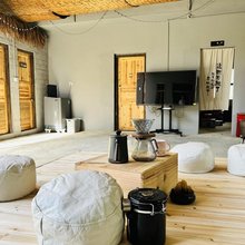 NEXTDOOR后门青年旅社