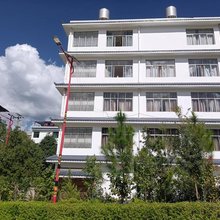 凤庆县荣易酒店