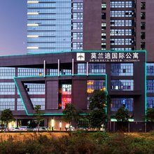莫兰迪国际公寓(绿岛湖地铁站店)
