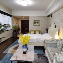 NATURE夏日晴空设计师公寓(兰州中心SOHO店)