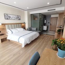 中牟港城酒店(锦荣悦汇城沃金广场店)