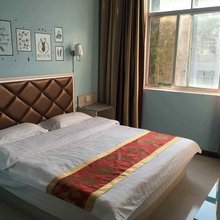 昆明泊客湾宾馆(云南艺术学院店)