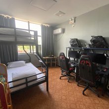 巩义荣耀旅店