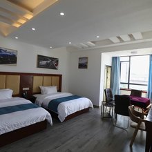 张家界九州人文汽车旅馆