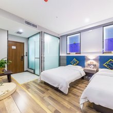 兰州优莱酒店(东方红广场地铁站平凉路店)