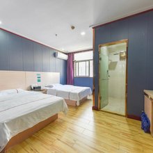 深圳琴屿宾馆(草铺地铁站店)