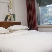 扬州华春住宿