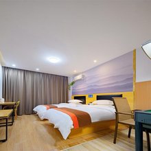 玖澧宅酒店(吉首大学张家界校区店)